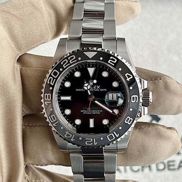 Rolex GMT Master II "Bruce Wayne" on Oyster Bracelet