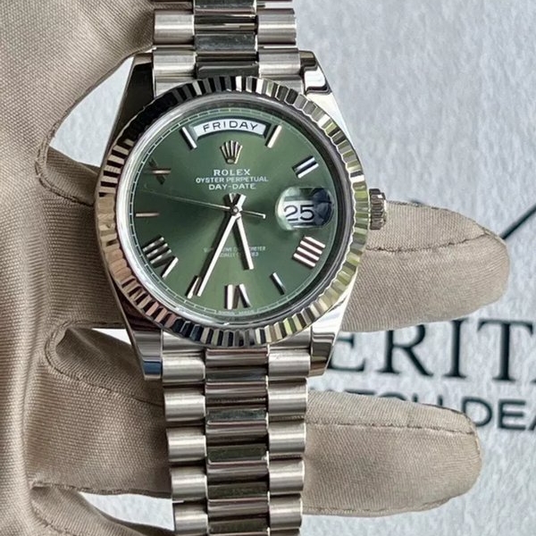 Rolex Day-Date White Gold Olive Dial